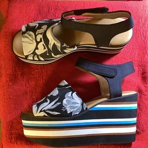 NiB Clover Canyon Wedge Sandals w Striped Platform & Floral Pattern UK 8; US 10